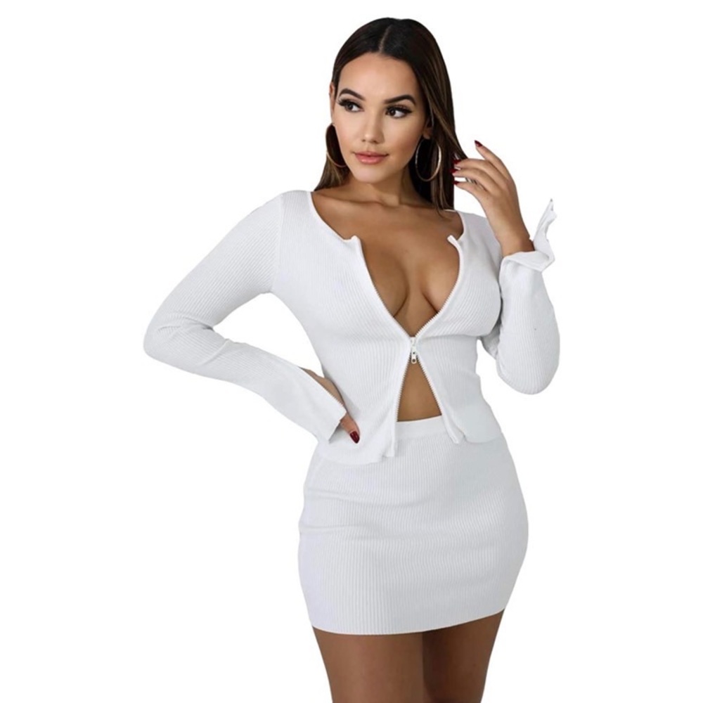Two Piece Ribbed White Zipper Set